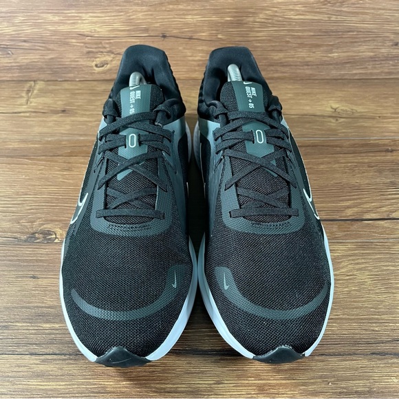 Nike Quest 5 Running Shoes‎ Men’s Size 10.5 Athletic Sneakers main image 5